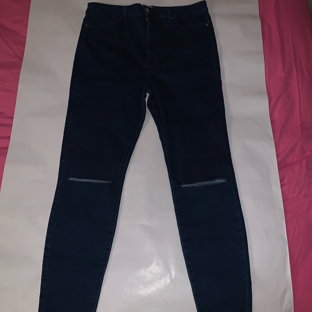 Forever 21 / High-Waisted Dark Denim Jeans